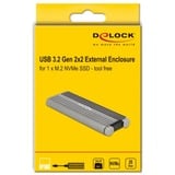 DeLOCK Externes Gehäuse M.2 PCIe mit USB 3.2 Gen 2x2 USB-C, Laufwerksgehäuse 