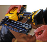Stanley Akku-Nagler 16G (SFMCN616B-XJ), 18Volt schwarz/gelb, ohne Akku und Ladegerät