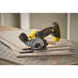 Stanley Akku-Multimaterialschneider (SFMCM300D2-QW), 18Volt, Trennmaschine schwarz/gelb, 2x Li-Ion-Akku 2,0Ah, in Softbag