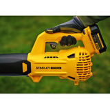 Stanley Akku-Laubbläser (SFMCBL714M1-QW), 18Volt schwarz/gelb, Li-Ion-Akku 4,0Ah