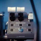 Thrustmaster TCA Quadrant Boeing Edition, Schubregler grau